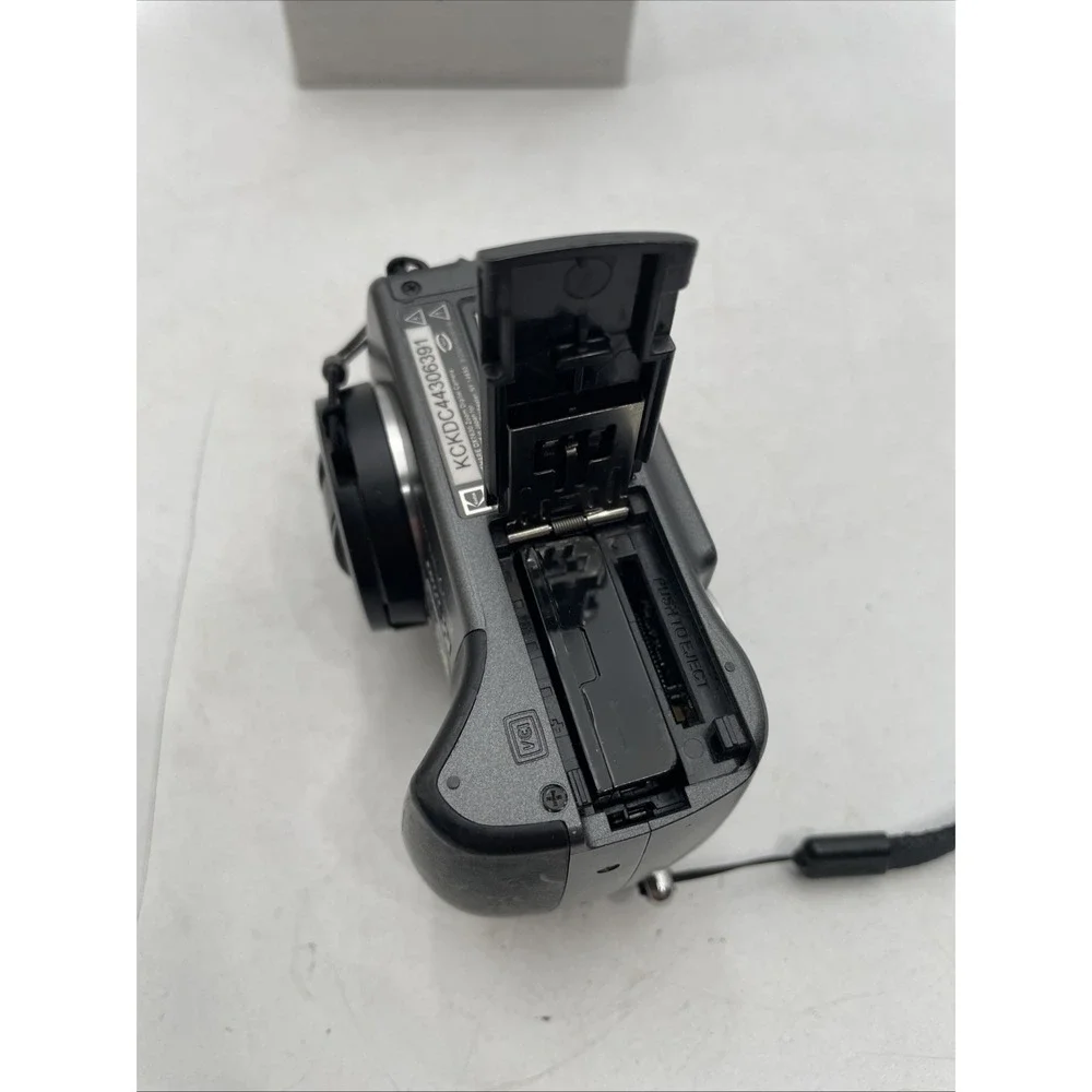 Kodak EasyShare DX7630 6.1MP Digital Camera 3X Zoom+Battery+Charger+SD Card+Manu